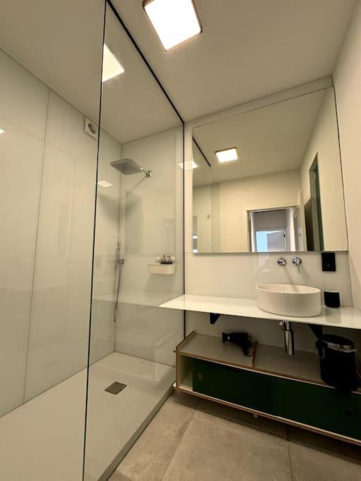 Loft 202 Apartment เลียจ ภายนอก รูปภาพ